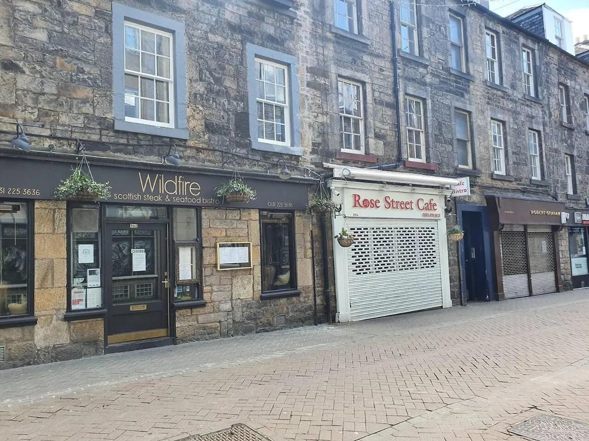 Lovely 2 Bedroom Flat In The Heart Of The City Edinburgh